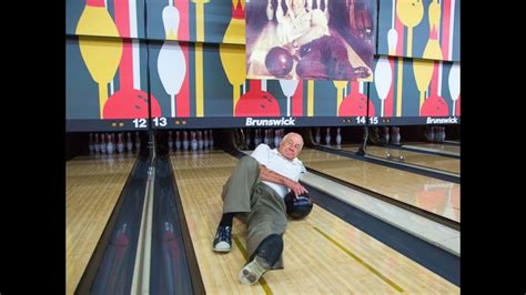 900 series (bowling) .